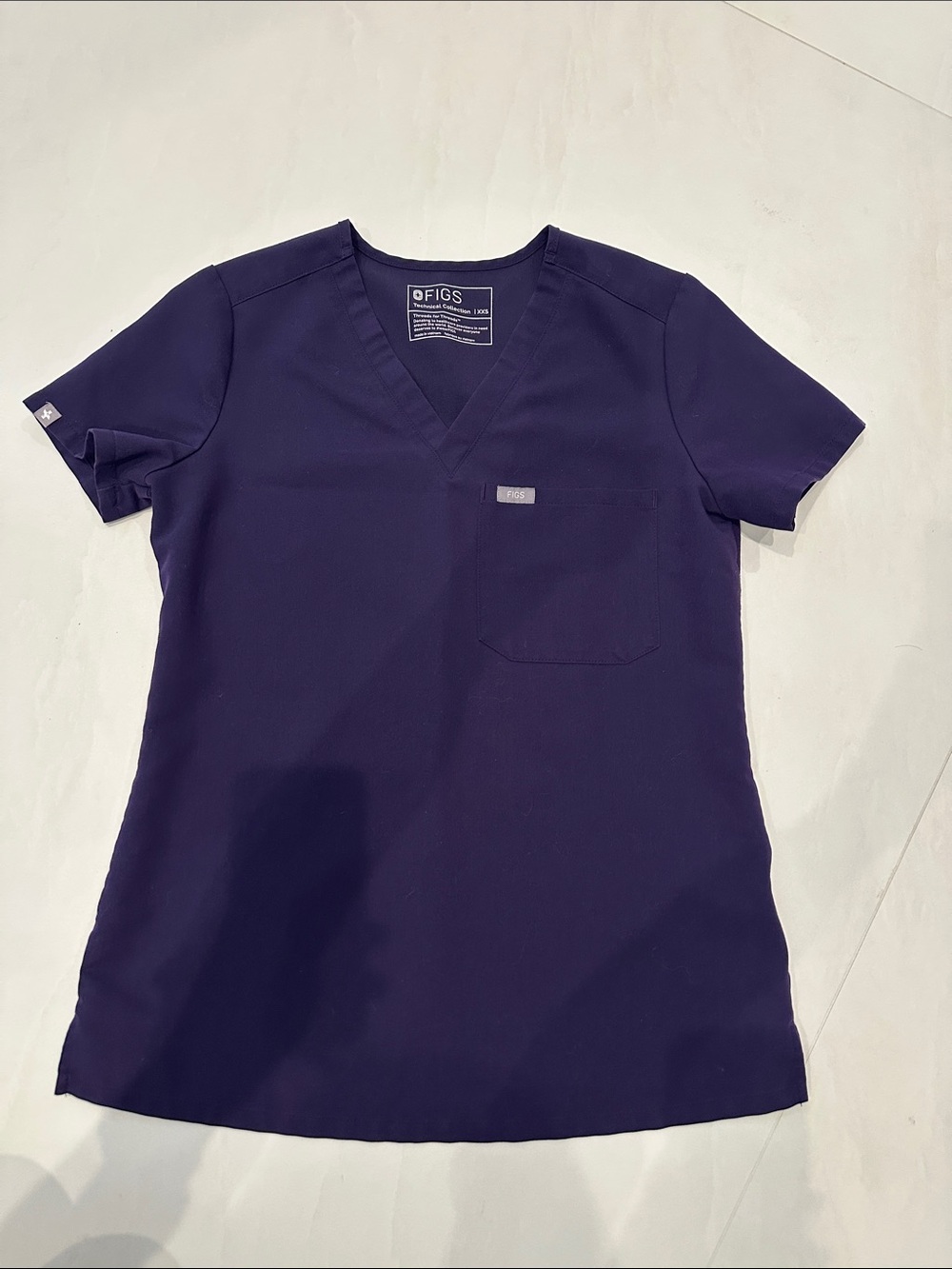 Figs Women’s V-Neck Scrub Top in Purple Jam